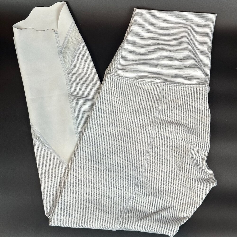 Lululemon Train Times 7/8 Pant Space Ice Grey Alpine White Size 8